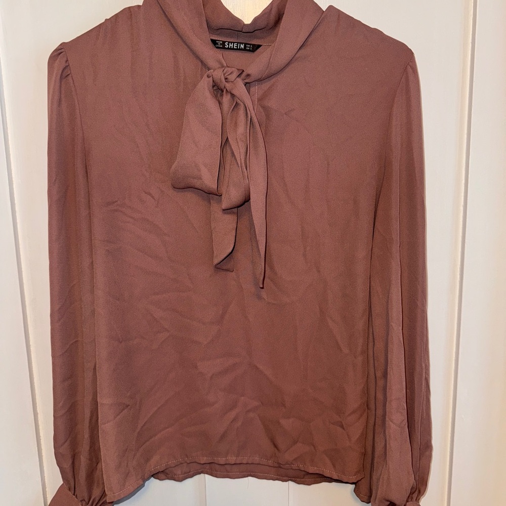 SET (2) SHEIN Women's Pink Blouses